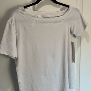 lululemon athletica Off White Short Sleeve Womens Tee